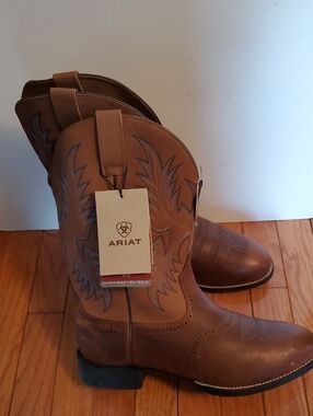 Ariat Tan Leather Western Stitch-Detail Boots